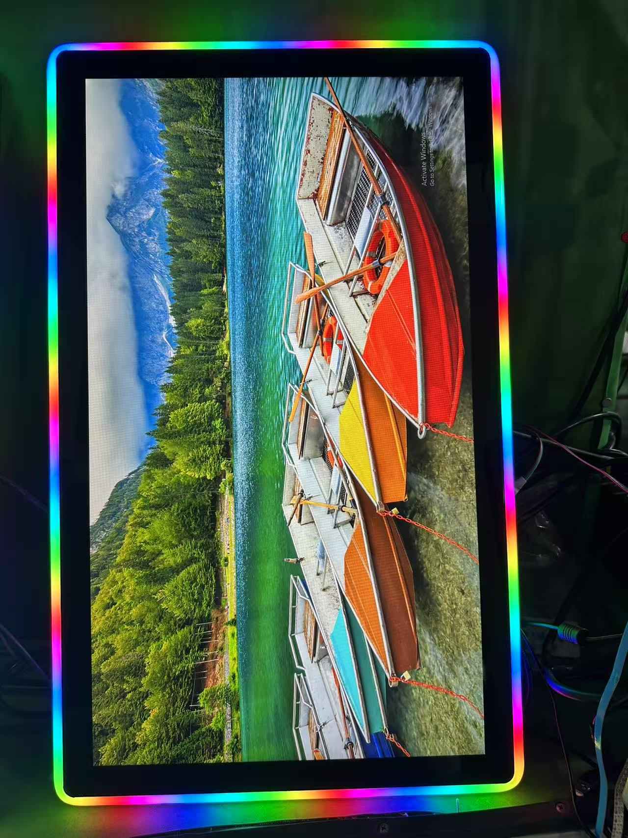 27 tum kapacitiv pekskärmsspelmonitor med RGB LED